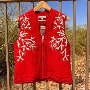 Coldwater Creek NWT Women’s Snowflake Zipper Sweater Vest M Red/White 💯% Wool